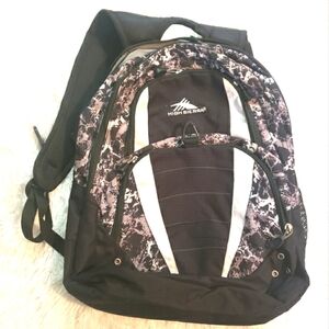 High Sierra Suspension Straps Black Camo Backpack